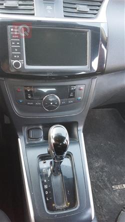 نیسان سێنترا